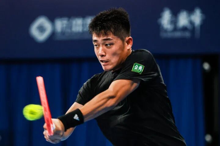 wjukr, 毕竟他今年 wjukr, 毕竟他今年